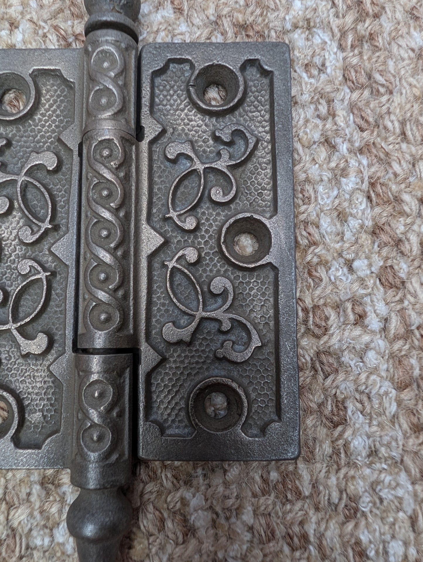 3 1/2" x 4" Antique Decorative Cast Iron Steeple Tip Hinge