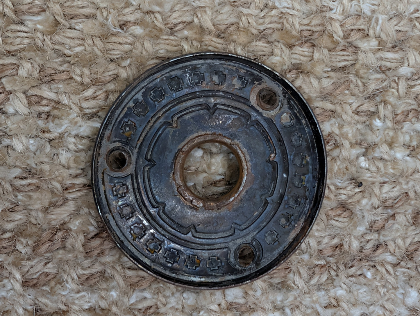 2" Antique Decorative Brass Plated Steel Rosette Escutcheon For Door Knob