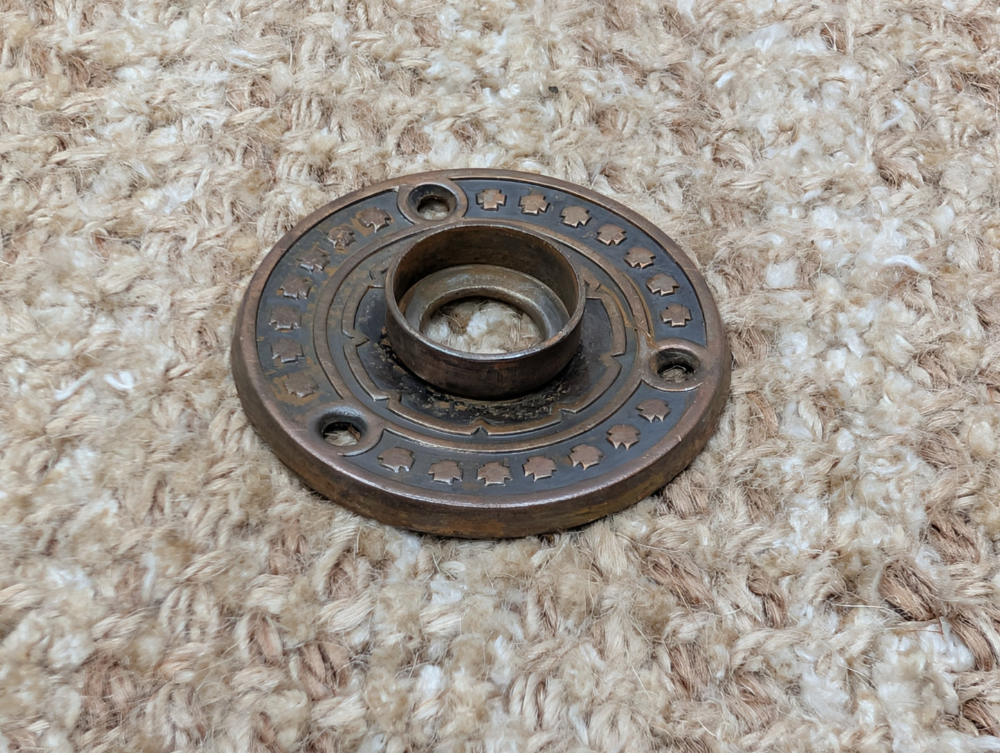 2" Antique Decorative Brass Plated Steel Rosette Escutcheon For Door Knob