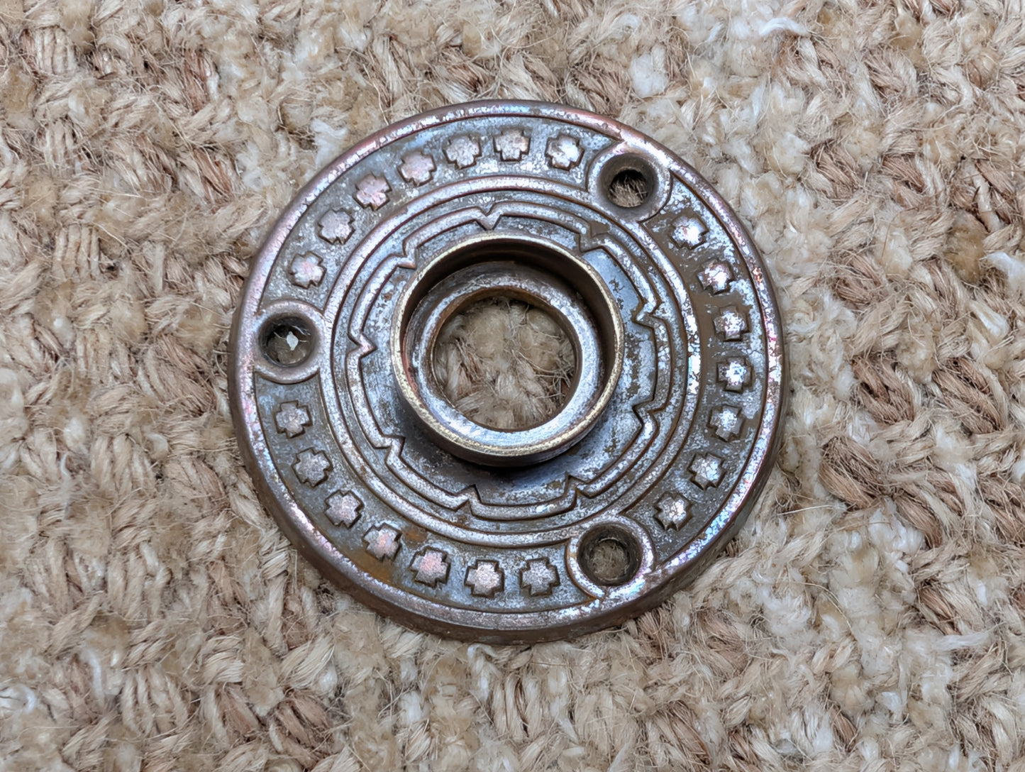 2" Antique Decorative Brass Plated Steel Rosette Escutcheon For Door Knob