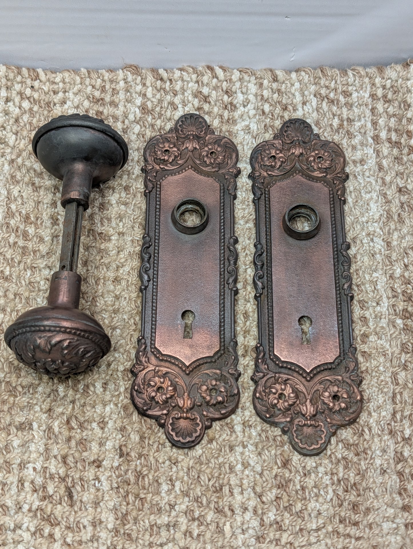 Antique Yale & Towne Monaco Cast Iron Door Knobs and Plates #509 Set Circa 1905