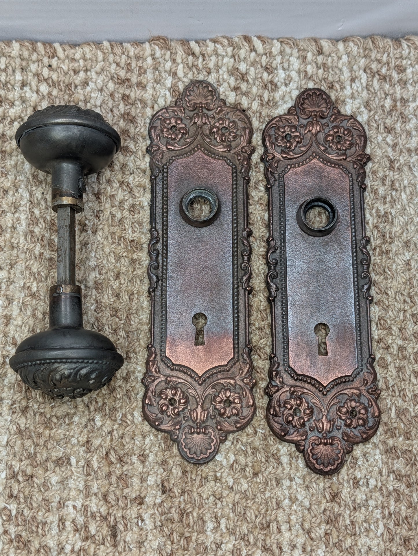 Antique Yale & Towne Monaco Cast Iron Door Knobs and Plates #509 Set Circa 1905