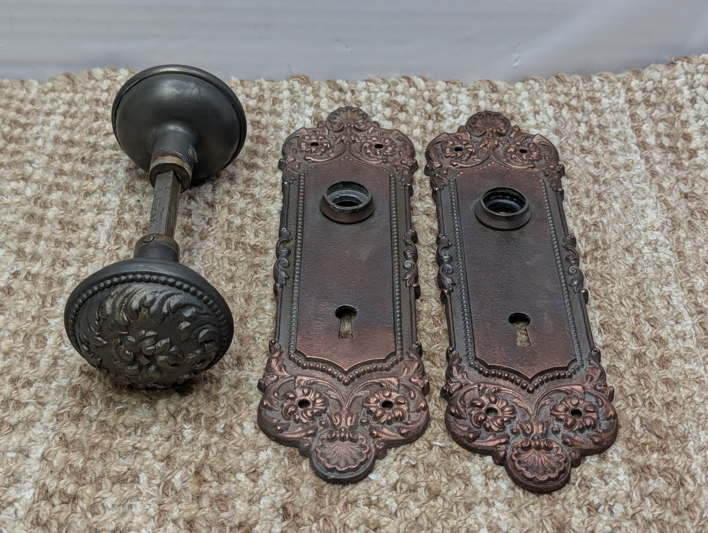 Antique Yale & Towne Monaco Cast Iron Door Knobs and Plates #509 Set Circa 1905