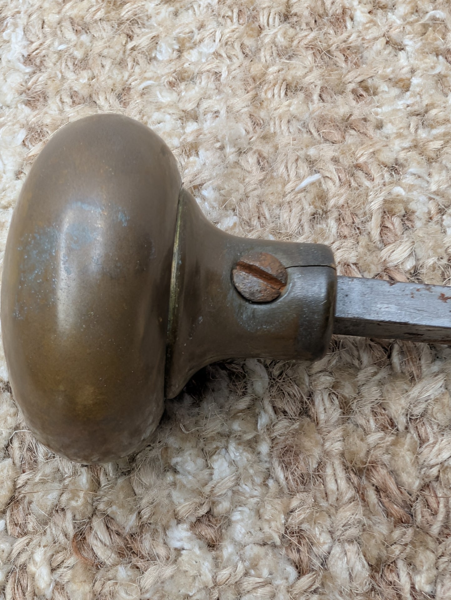 1 3/4" Antique Brass Door Knob With Brass Lever Door Hardware