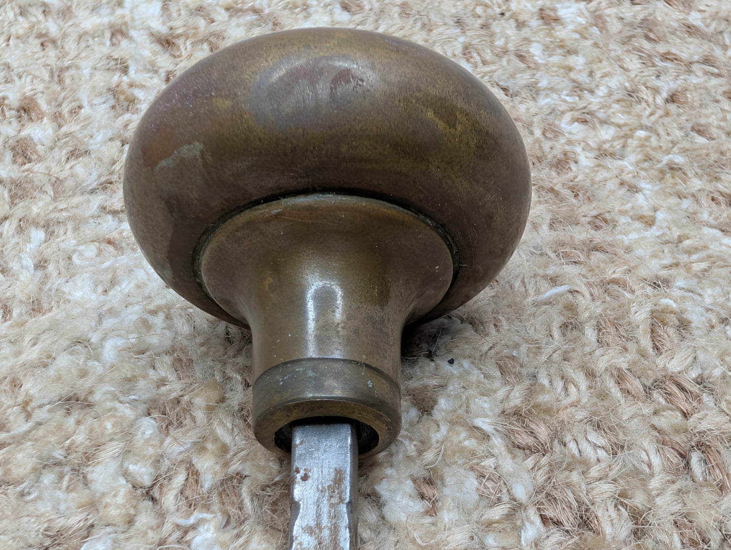 1 3/4" Antique Brass Door Knob With Brass Lever Door Hardware