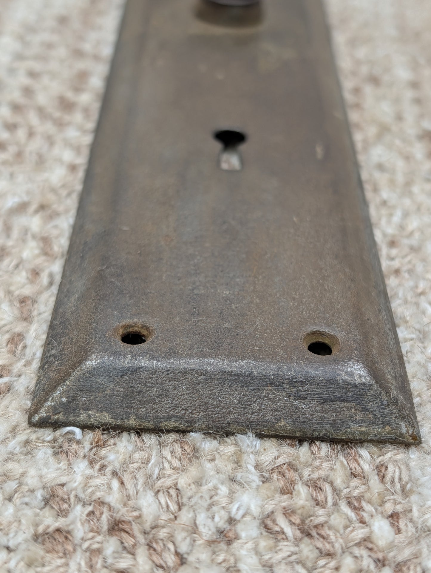 2 3/4" x 10 7/16" Antique Brass Plated Stamped Steel Door Knob Plate