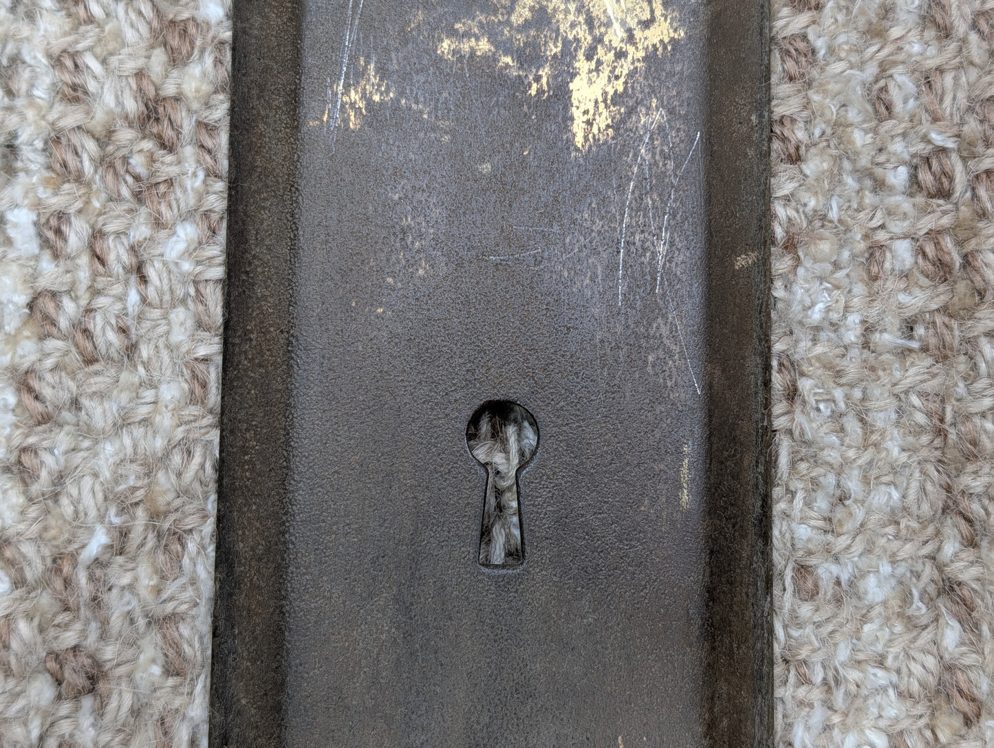 2 3/4" x 10 7/16" Antique Brass Plated Stamped Steel Door Knob Plate