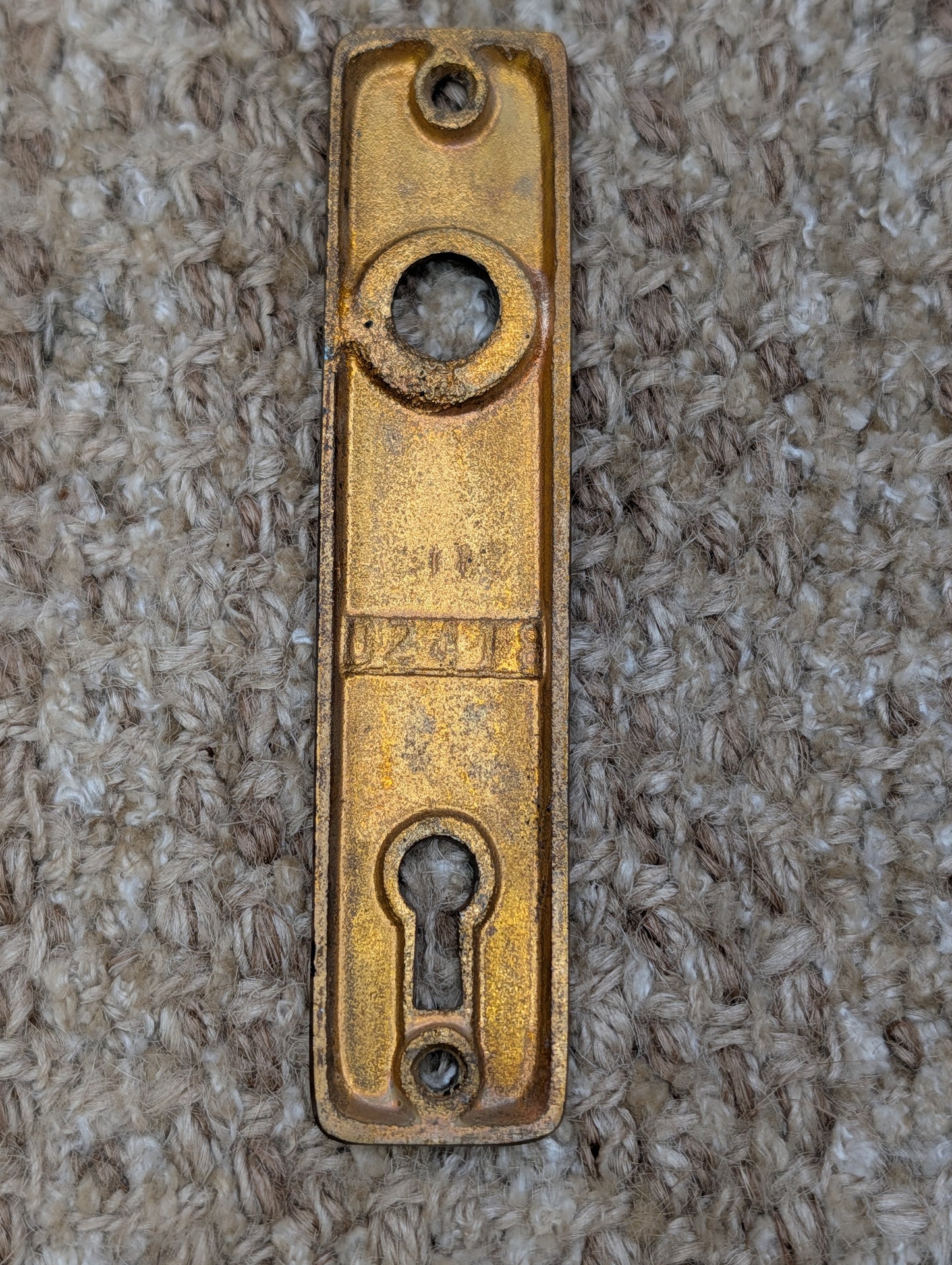15/16" x 4 5/16" Antique Cast Brass Door Knob Plate #02418