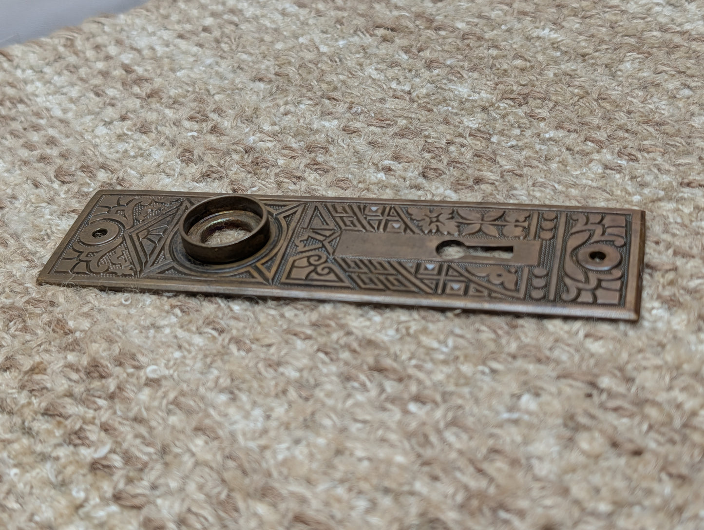 1 9/16" x 5 1/2" Antique Ornate Brass Door Knob Plates