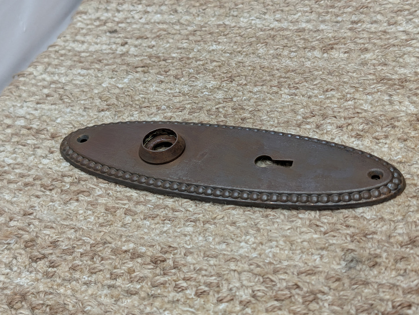 2 1/4" x 7 3/8" Antique Oval Beaded Steel Door Knob Plate