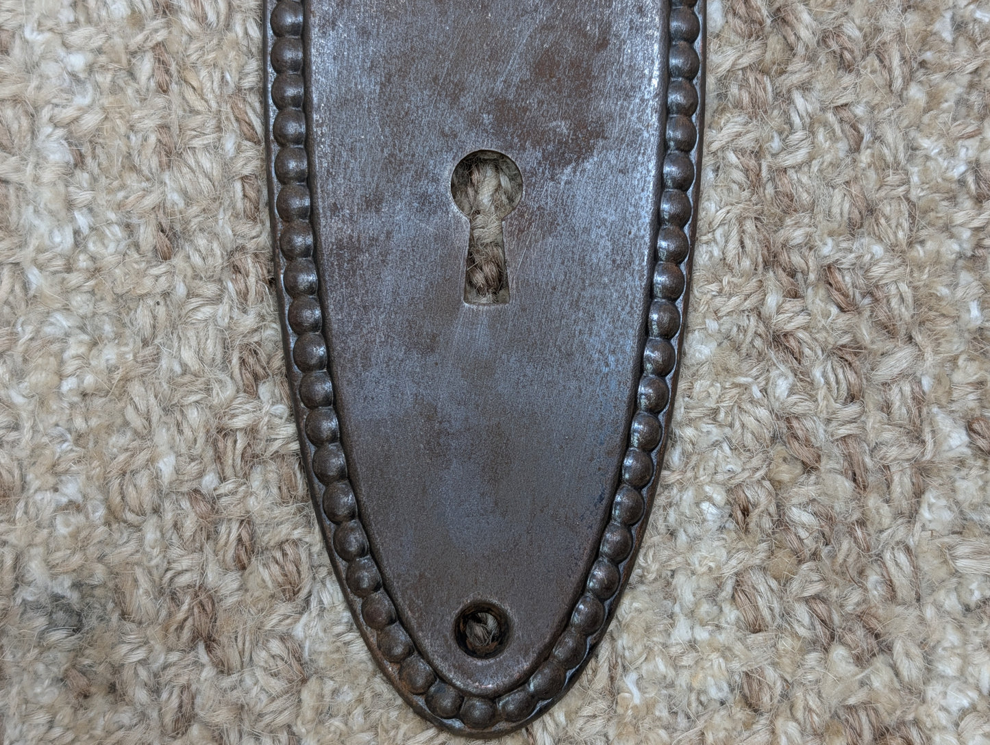 2 1/4" x 7 3/8" Antique Oval Beaded Steel Door Knob Plate