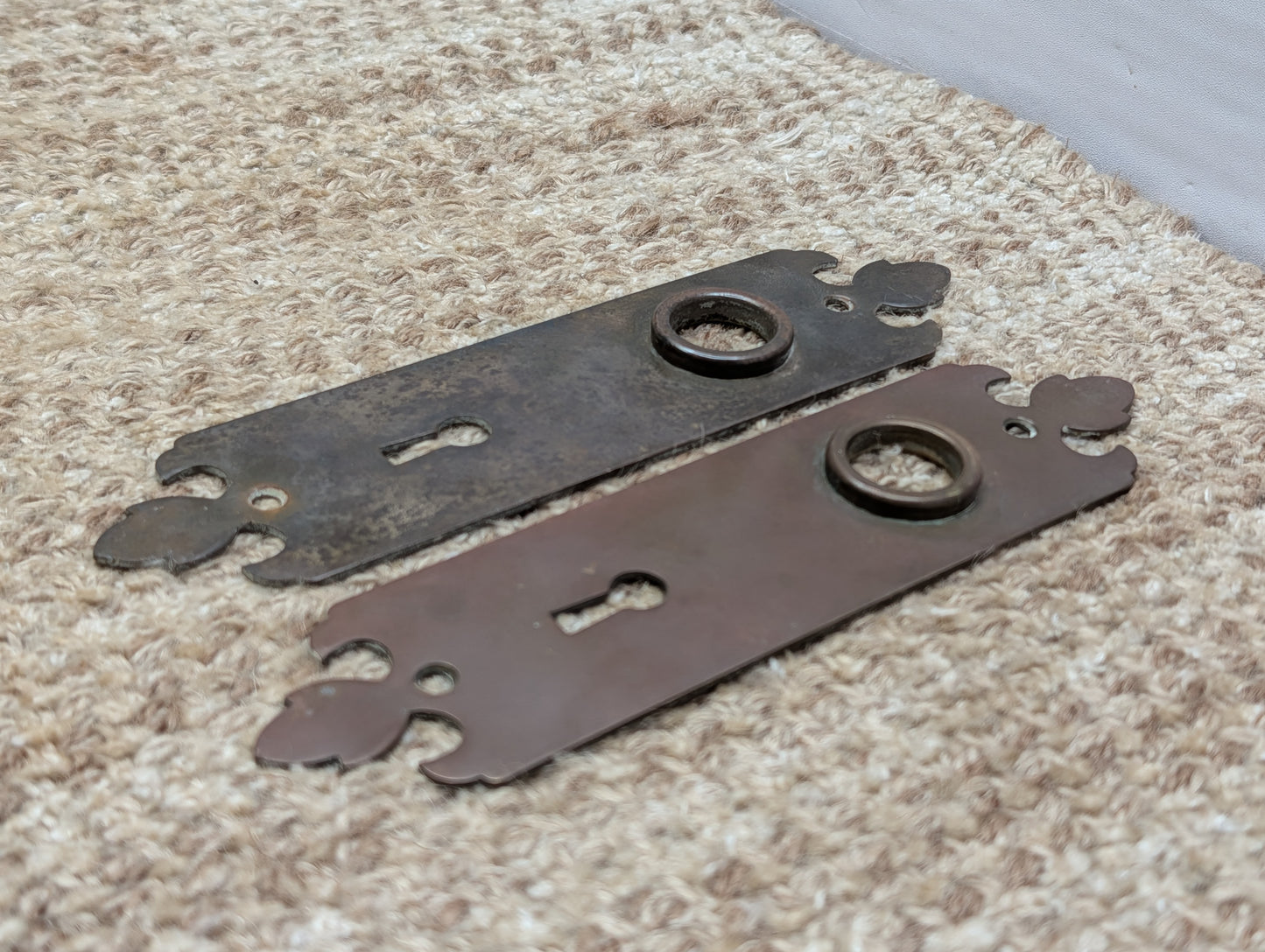 Pair 1 3/4" x 7" Antique Brass Door Knob Plates