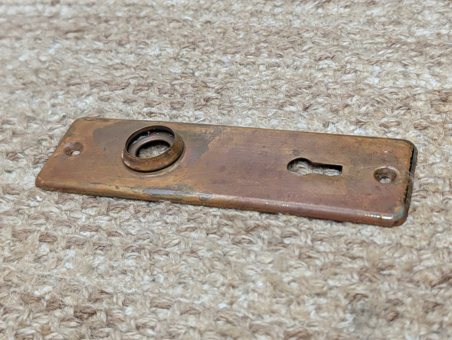 1 5/8" x 5 3/8" Antique Brass Door Knob Plate