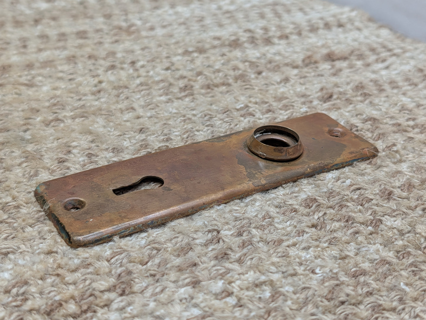 1 5/8" x 5 3/8" Antique Brass Door Knob Plate
