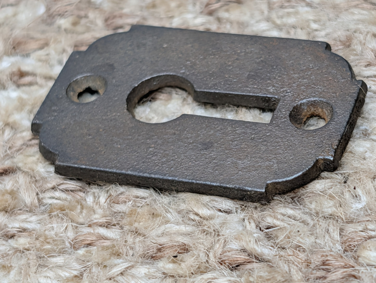 1  1/8" x 1  11/16" Antique Cast Iron Key Hole Cover Escutcheon Door Hardware #104
