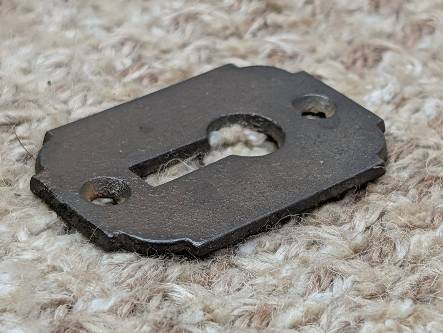 1  1/8" x 1  11/16" Antique Cast Iron Key Hole Cover Escutcheon Door Hardware #104