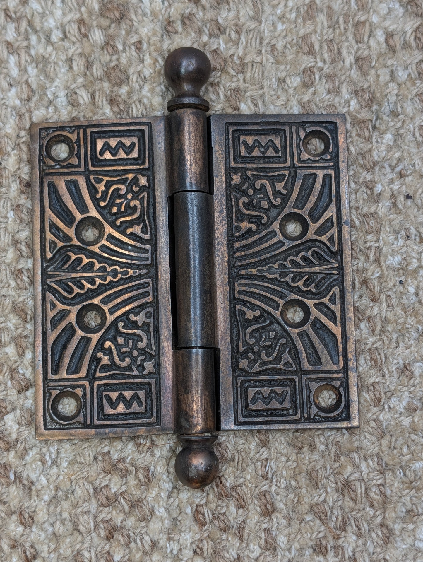 4" x 4" Antique Ornate Ball Tip Door Hinge