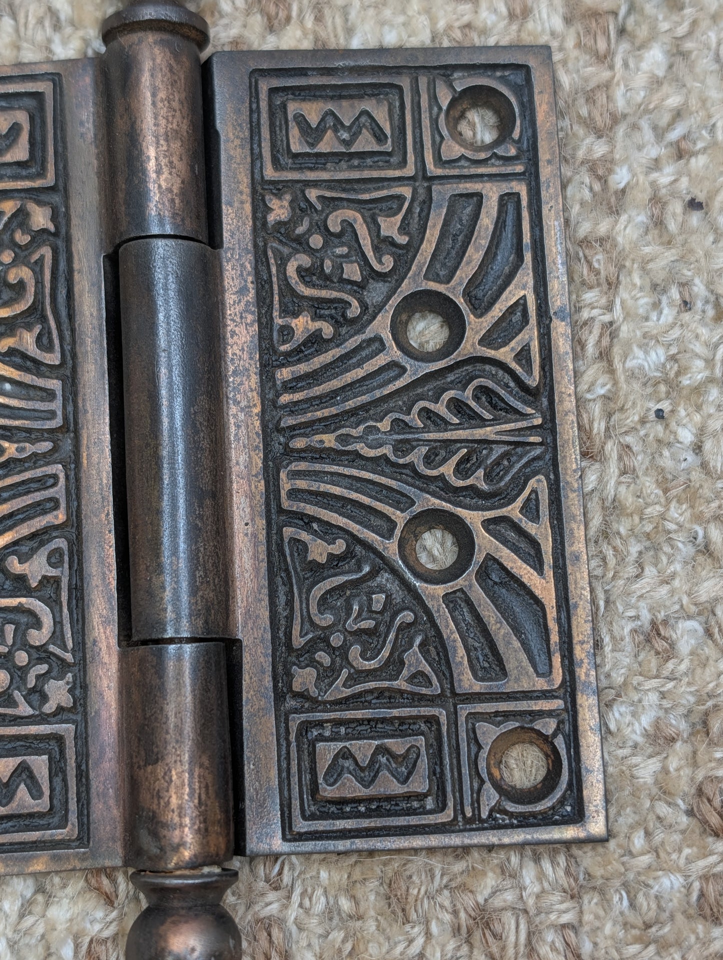 4" x 4" Antique Ornate Ball Tip Door Hinge