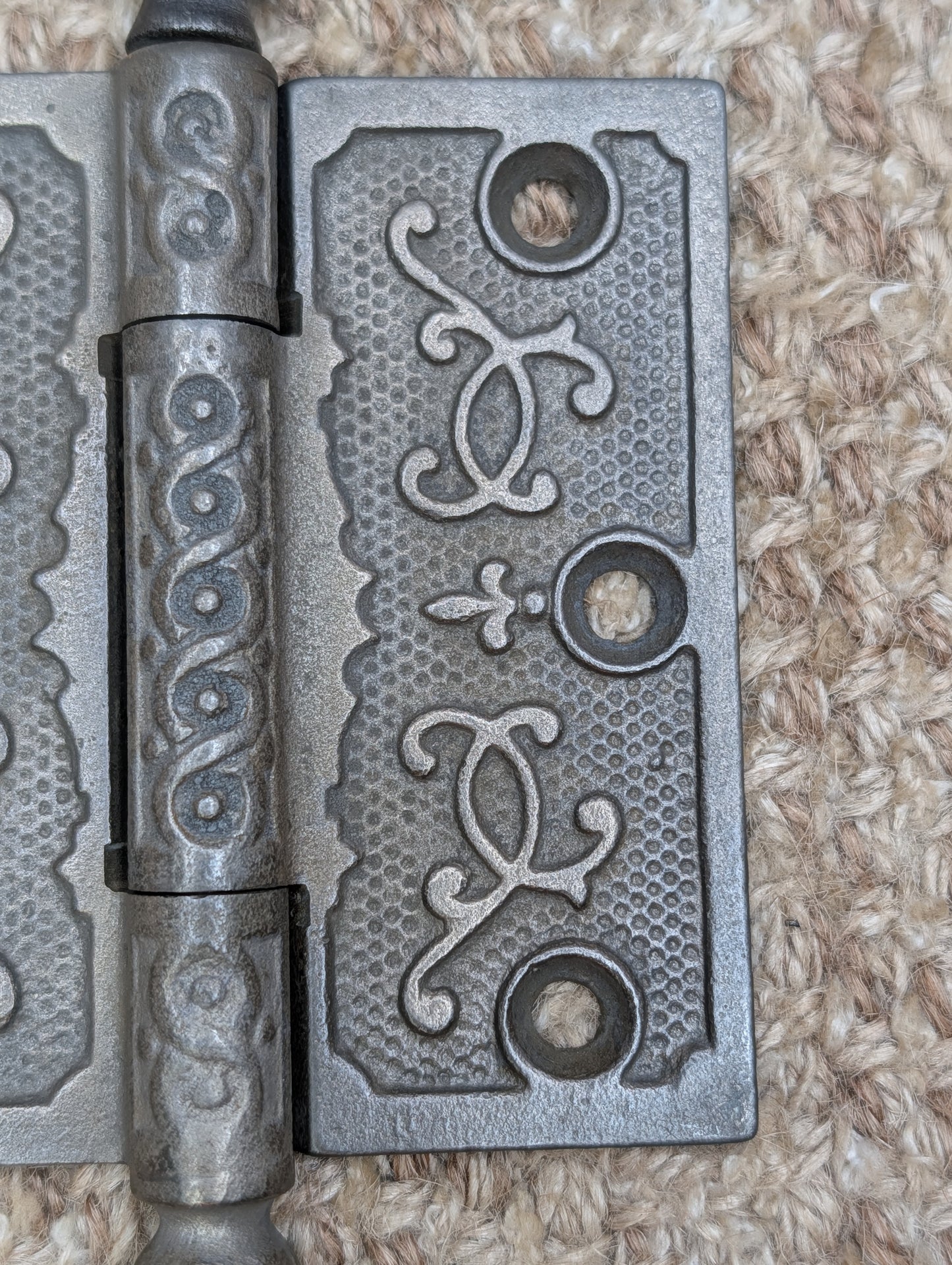 3 1/2" x 3 1/2" Antique Cast Iron Ornate Ball Tip Door Hinge