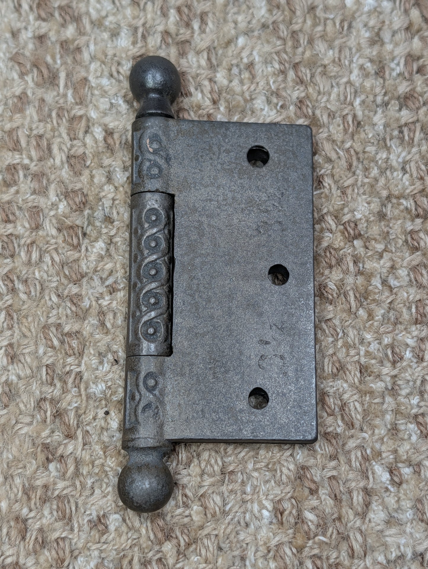 3 1/2" x 3 1/2" Antique Cast Iron Ornate Ball Tip Door Hinge