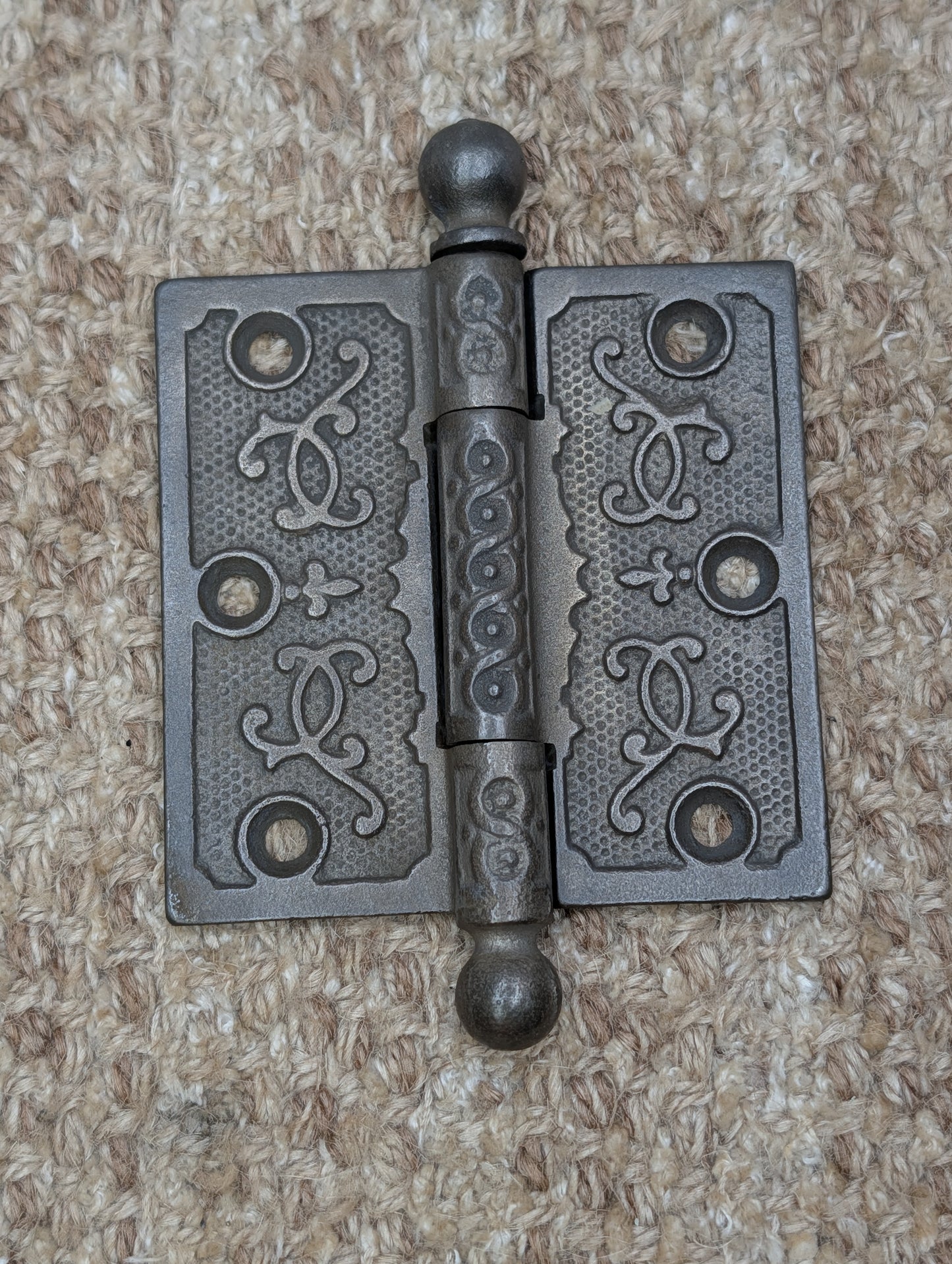 3 1/2" x 3 1/2" Antique Cast Iron Ornate Ball Tip Door Hinge