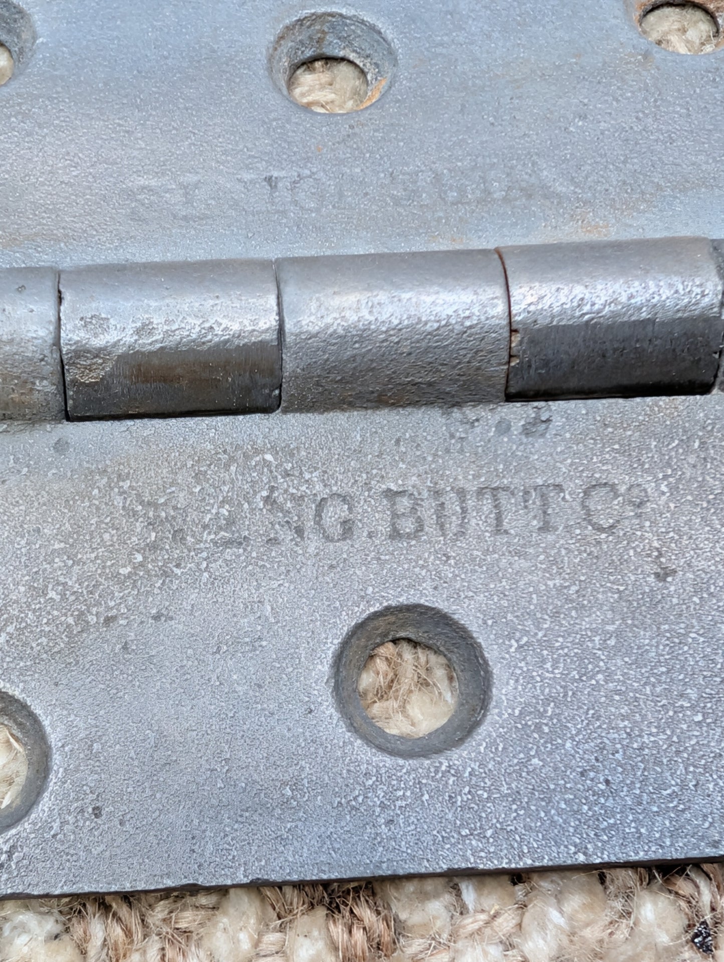 3 1/2" x 3 1/2" Antique ENG BUTT CO Cast Iron Butt Hinge Door Hardware-Single Hinge
