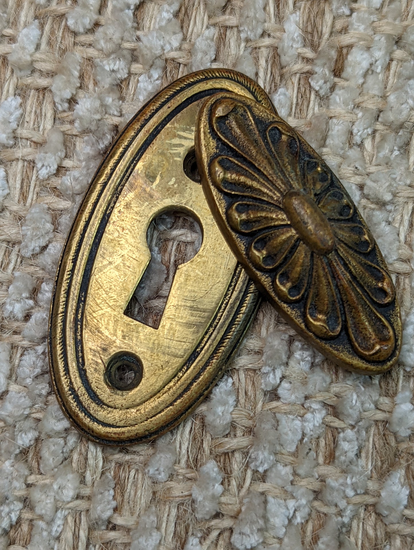 Antique Yale Brass or Bronze Key Hole Cover Escutcheon With Swinging Cover Circa 1899