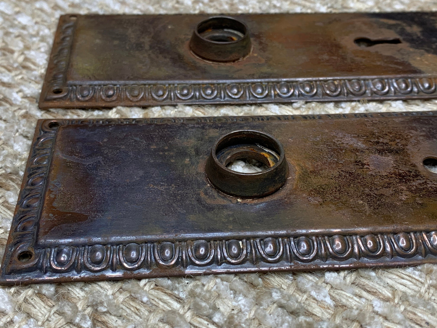 2 5/8" x 7" Antique Stamped Steel Door Knob Plate